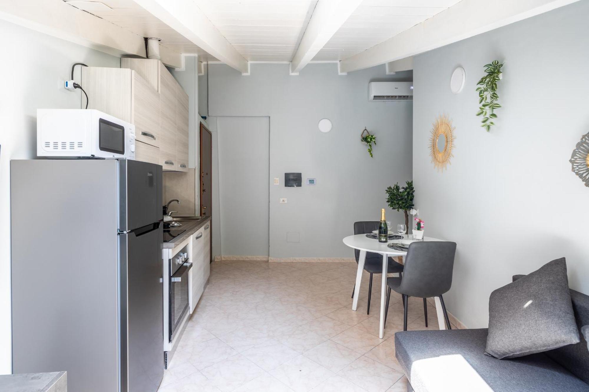 شقة Free Parking Tiny House Wifi Netflix 15 Minuti Dal Duomo ميلان المظهر الخارجي الصورة